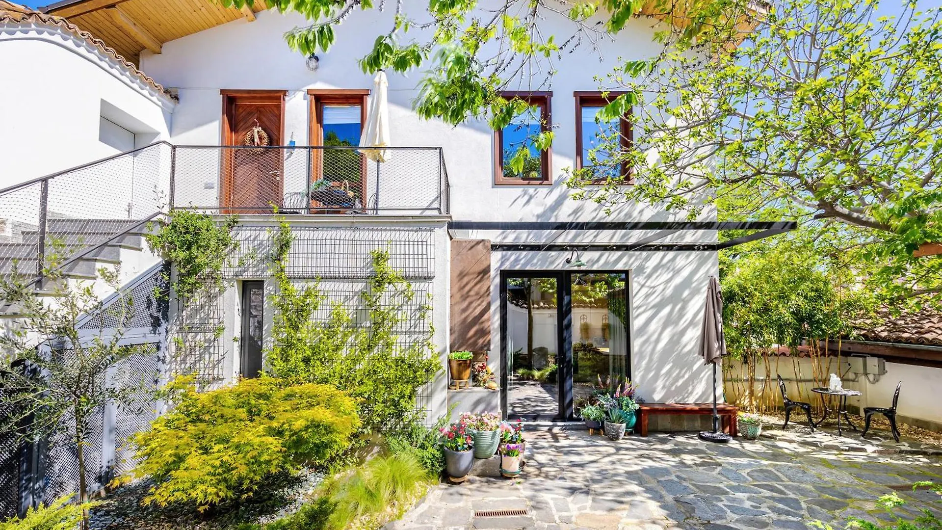 Villa Old Town 2Br Spacious House With Private Garden And Free Parking Plovdiv Bulgaria